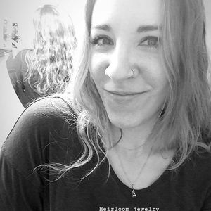 Meet your Posher, Danielle